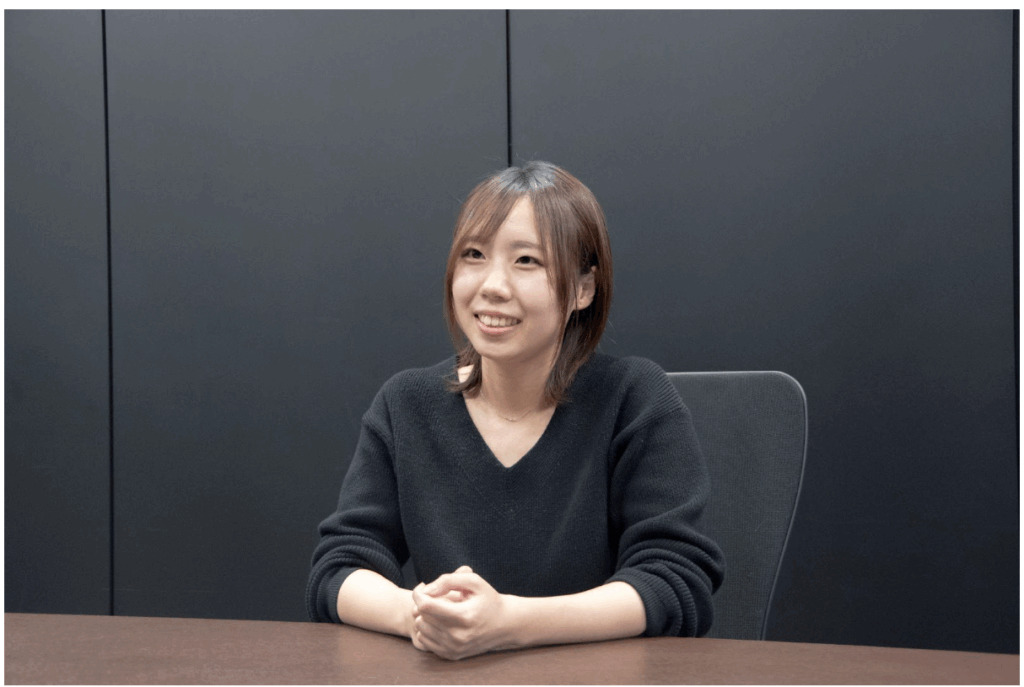 総務部人事担当 百野様